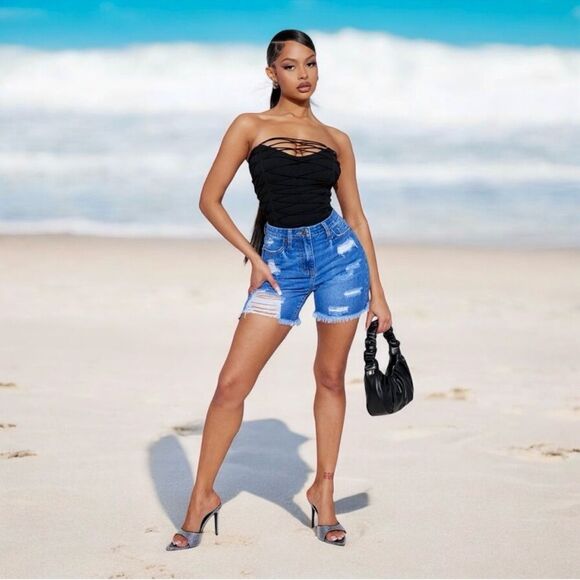 Fashion Nova Shorts Ripped Frayed Denim Baddies Streetwear Edgy Juniors 11 30” - Picture 16 of 16